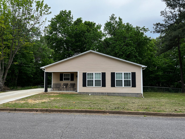 The Tyree House Side View