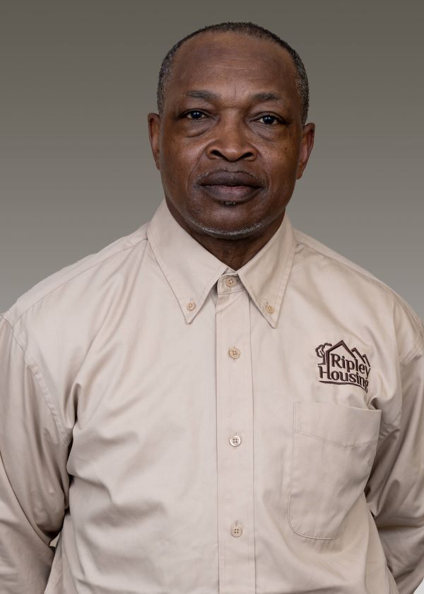 Curtis Lee Maintenance Specialist Headshot.